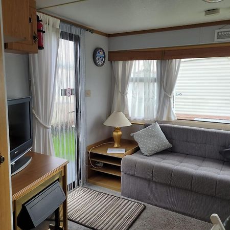 6 Berth On Sealands Ingoldmells Hotel Exterior photo